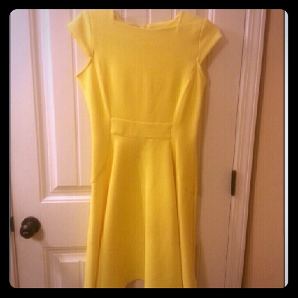 FLASH SALE EVERYTHING 3/$12Super cute yellow dress